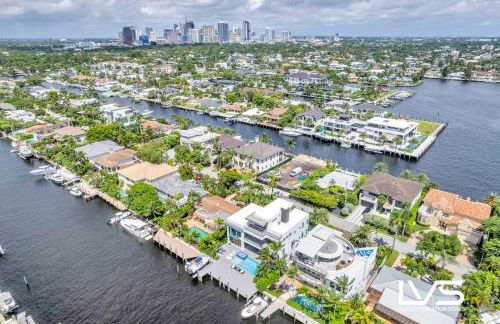 Carlotta- New Construction Luxury Waterfront Villa - Foto 26