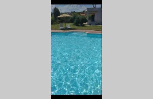 Mega pool and BBQ villa - Foto 10