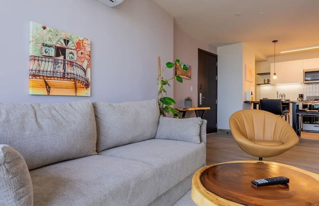 Spectacular 1BR With Balcony in Santa Ana - Photo 10