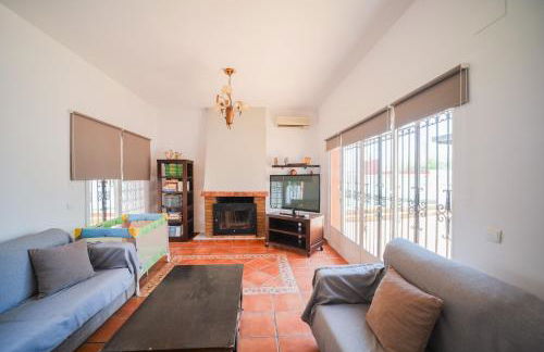 Expoholidys- Chalet privado en Castell del Rey - Foto 37