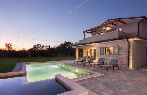 Villa Korat for 8 people near Pula with sauna & children playground - Foto 8