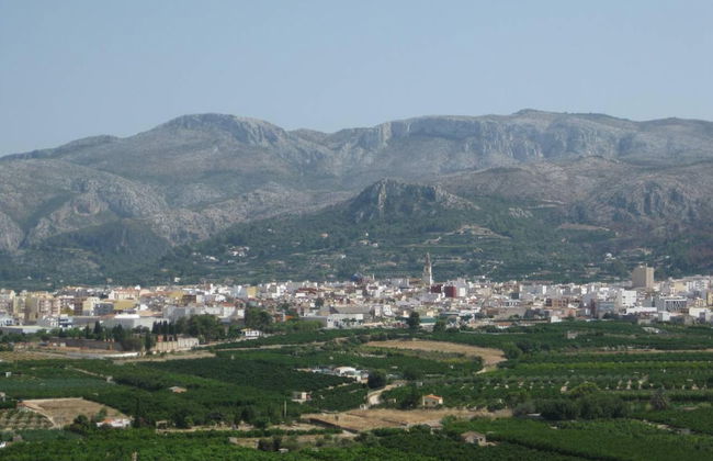 Stunning 2-bed Apartment in Pego - Photo 10