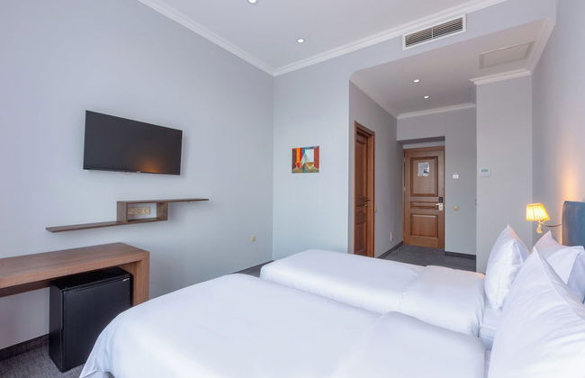 Alma Boutique Hotel - Photo 13