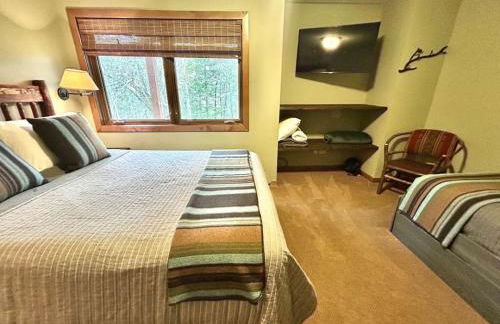 Ski in Ski out Townhome, Indoor and outdoor pools, hot tub, fire pits, and more - Foto 32