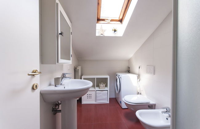 Intimate Attic Flat near Politecnico University - Foto 17