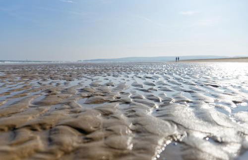 Sea Road Apartments - Photo 52