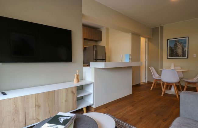 w Glorious 2BR w Perfect Balcony Near Kennedy Park - Foto 11