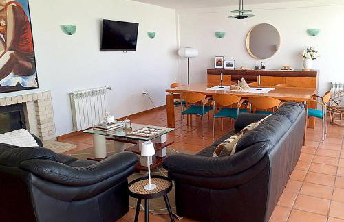 Pena's Family Beach House - Foto 8