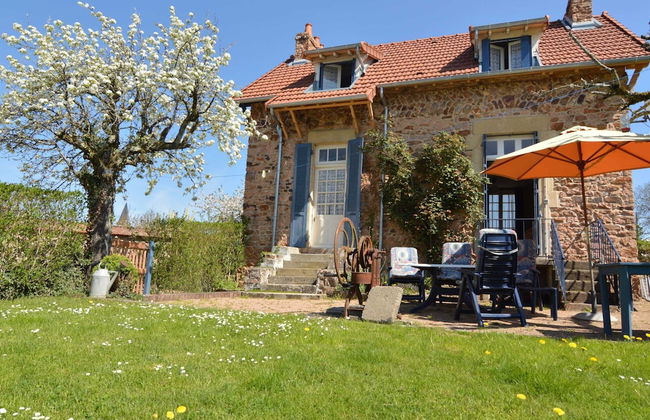 Unique Holiday Home in Saint-honore-les-bains With Garden - Foto 58