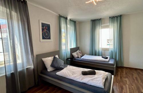 OhPardon! GAILDORF - Monteurwohnung im EG, Einzelbetten, Loggia & Garten - Foto 7