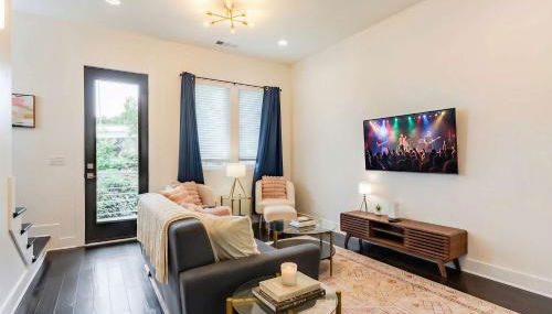 Rooftop Views & Patio Lounge Near Downtown Nashville - Foto 5