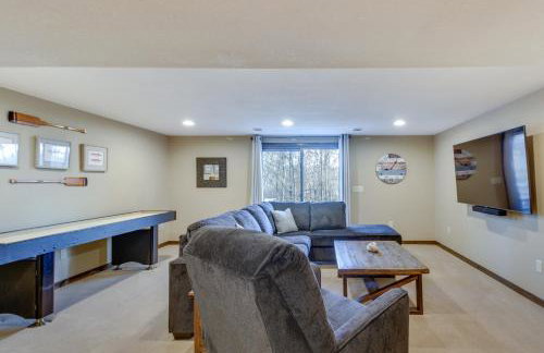 Beautiful Breezy Point Home with Beach and Dock! - Foto 12