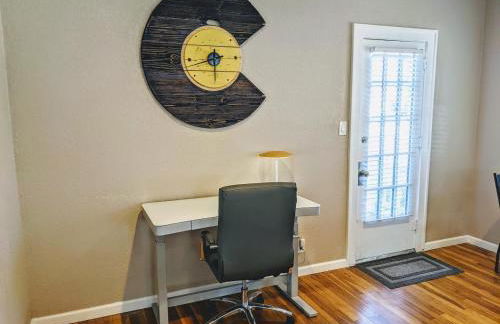 Olympic House Downtown w Hot Tub Fire pit & BBQ - Foto 25