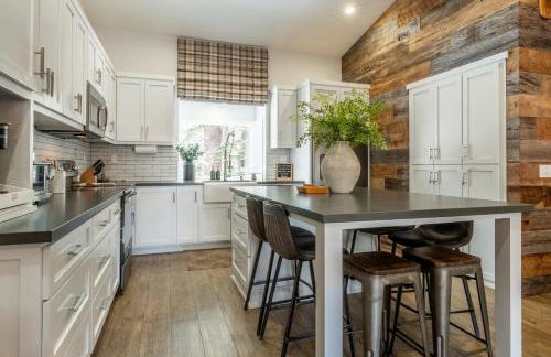 Luxury Helios Retreat by the Village- Apres Ready - Foto 26