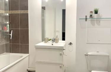 Grand F3 à 30mn de Paris - Terrasse + Parking privé - Foto 7