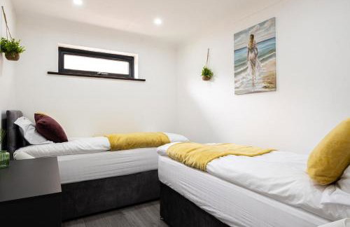 4 bedroom bungalow in Kettering - Garden - Parking - WiFi - Foto 38