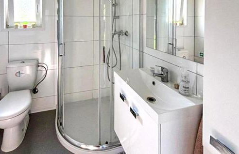 2 Bedroom Nice Home In Stolec - Foto 17