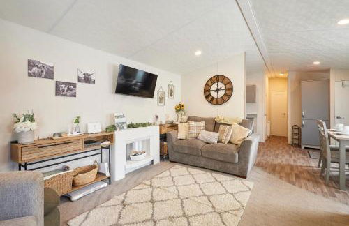 Pine Lodge with Hot Tub - Foto 1