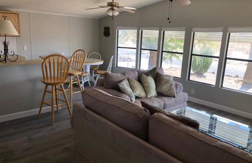 Gorgeous Sunset and Desert Views in Topock - Foto 13