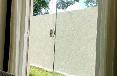 Apto Completo e Confortável Famílias e Trabalho - Foto 23