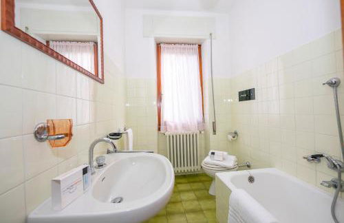 Villa La Verbanina Private Garden - Happy Rentals - Foto 52