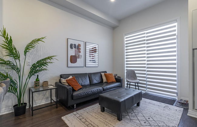 Premium 1 Bed w Rental Car Netflix Amazon - Foto 1