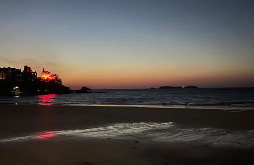 BELLA CRUZ 66 m2 prestations premium, wifi, balcon, parking avec borne de recharge électrique, plage Prieuré, Commerces - Foto 53