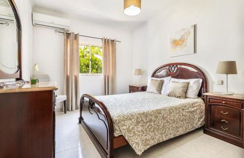 Villa Chiquito Albufeira - Private Pool&Parking - BBQ&AC&WI-FI - Foto 16