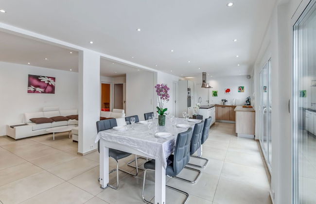 Beautiful Cottage in La Chaux With Jacuzzi - Foto 12