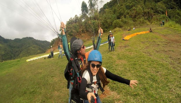 Vuela en parapente en Buenavista - Foto 4