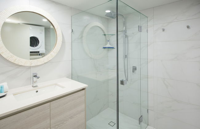 Miami Beachside Holiday Apartments - Photo 26