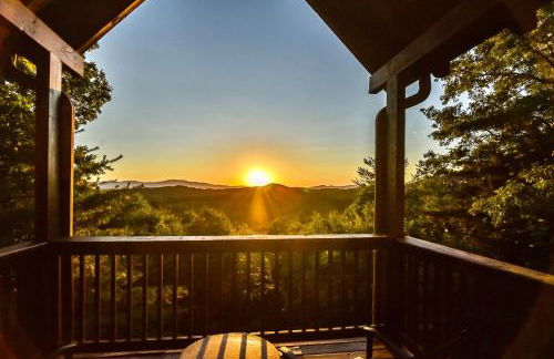 Amazing Views~Secluded Retreat~HotTub~GameRoom - Foto 35