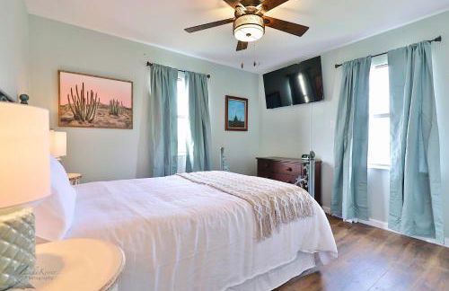 Lazy Boho Resort: Roomy Lux. Home w/ Private Pool - Foto 28