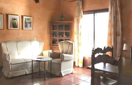 Comfortable House in Estepa with Shared Pool - Photo 3