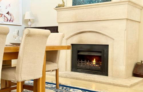 Hill House, Spectacular Rural Home With Hot Tub - Photo 26