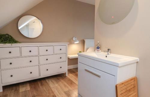 Nettleford Inhale - Photo 15