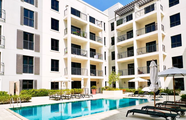 Contemporary La Mer 1BR w Beach Access - Photo 23