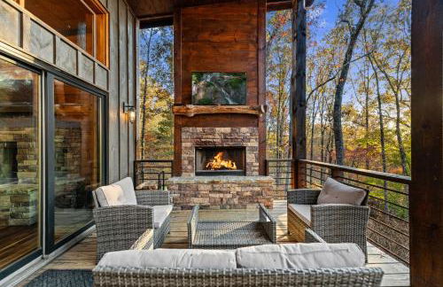 Chardonnay Chalet - Luxe Modern Chalet - Hot Tub, Wi-Fi, Fire Pit, Game Room, Amazing Deck - 15 min to Blue Ridge - Foto 30