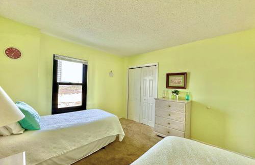 Ocean Breeze 204E - Photo 16