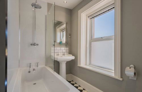 Big Pink House - Foto 31