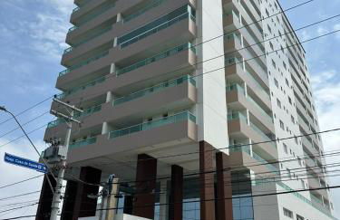 Apartamento Vista Mar Mirim 2 Dormitorios suite com Wifi para até 8 pessoas 1 vaga de estacionamento - Foto 2