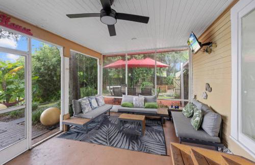 2 Homes • Hot Tubs x2 • Heated Pool • Fire Pit - Foto 52