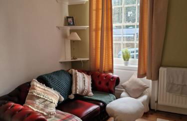 Whitstone getaway - Photo 12