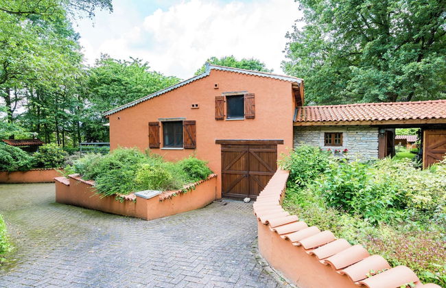 Cosy and Snug Holiday Home With Joint Swimming Pool - Foto 41