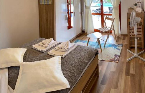 Amazing Home In Starigrad With Wifi - Foto 26