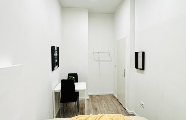 Elegant 5BR Home Ideal for Families - Foto 23