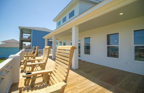 4BR Beach Haven - Deck, Gourmet Kitchen, Tiki Bar Fun - Foto 59