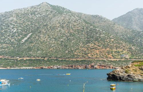 Sea-esta Beach House, Beachfront Residence & BBQ, By ThinkVilla - Foto 37