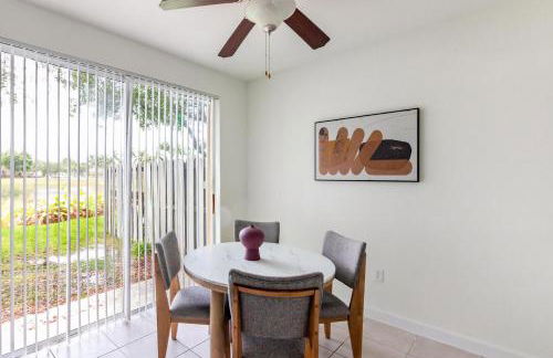 Landing Incredible 3BD Pool - Foto 46