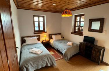 Βίτσα Πετρόκτιστο Αρχοντικό "Ιόλη" με θέα Ζαγόρι - Foto 17